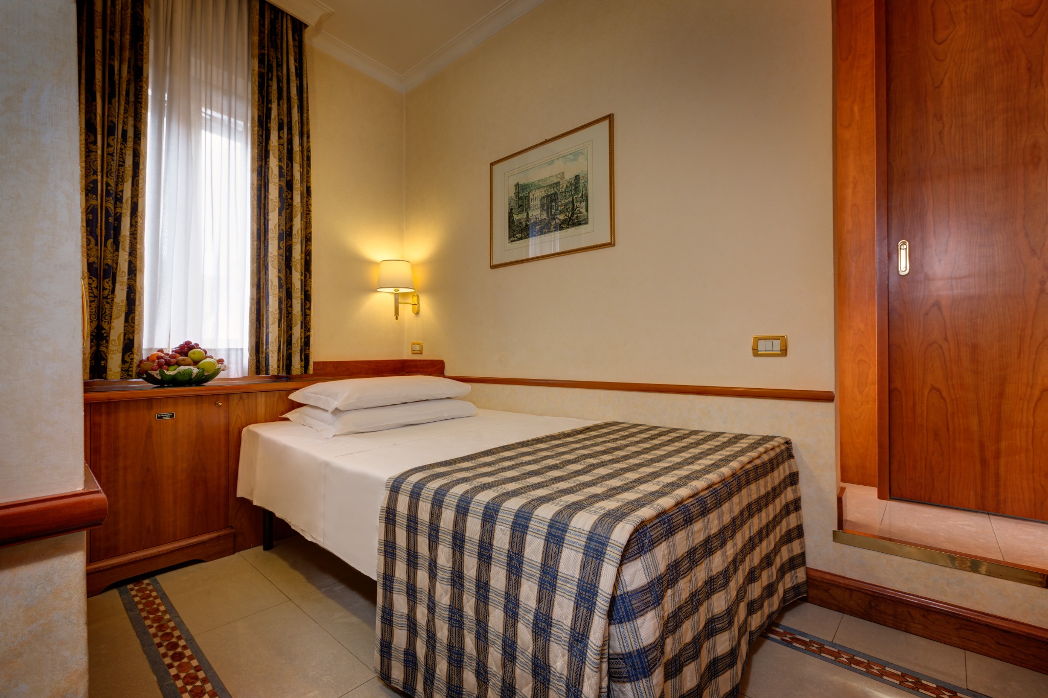 Single room — Hotel Amalfi
